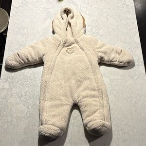 Bebe D’Amour Fuzzy Lion Bunting snowsuit
